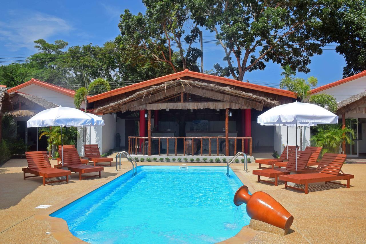 Vivi Bungalows Resort Nai Harn Ngoại thất bức ảnh