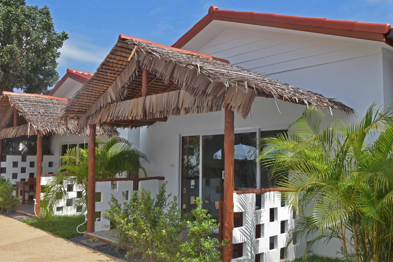Vivi Bungalows Resort Nai Harn Ngoại thất bức ảnh