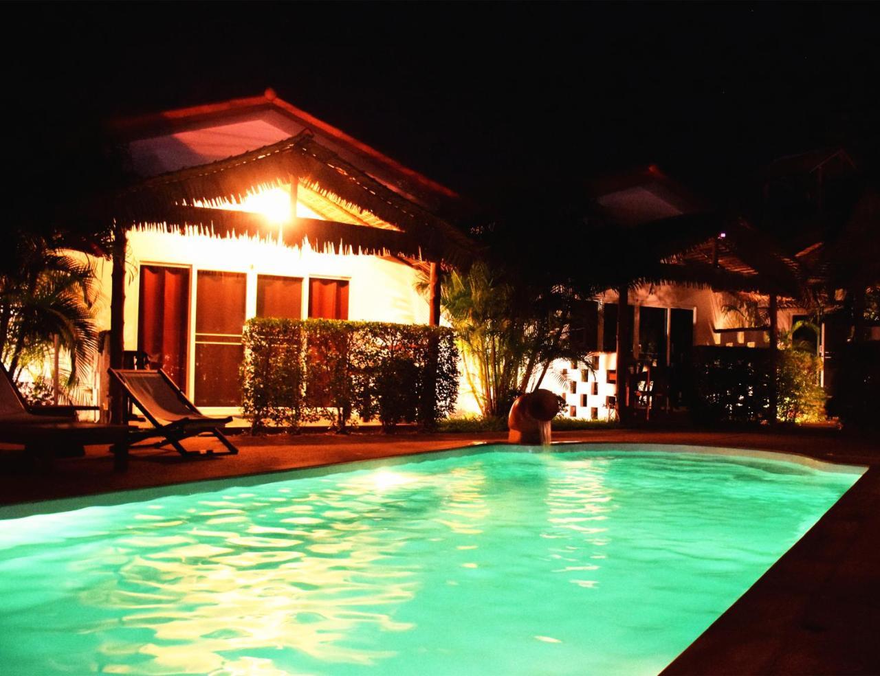 Vivi Bungalows Resort Nai Harn Ngoại thất bức ảnh
