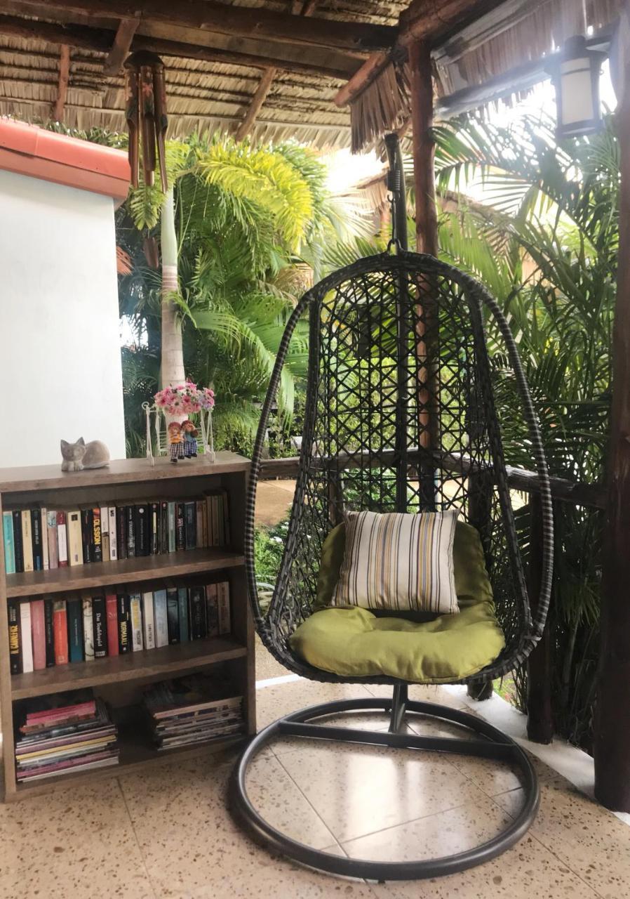 Vivi Bungalows Resort Nai Harn Ngoại thất bức ảnh